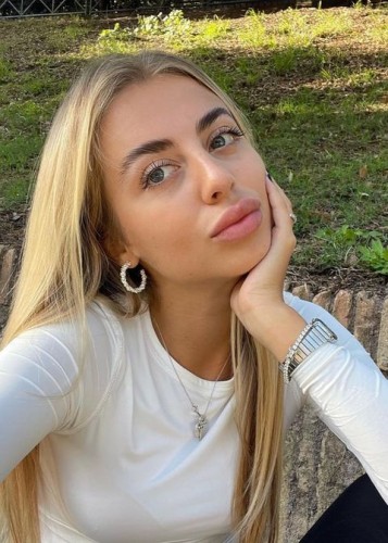 Соня, Г. Киселёвск